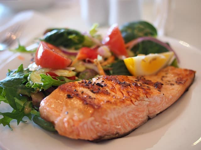 10 Recettes de Poisson Légères et Savoureuses à Tester